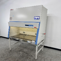 Thermo Scientific 1300 Series A2 4' Biosafety Cabinet image 1